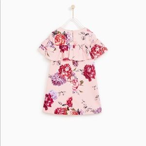 Floral print dress with ruffled sleeves